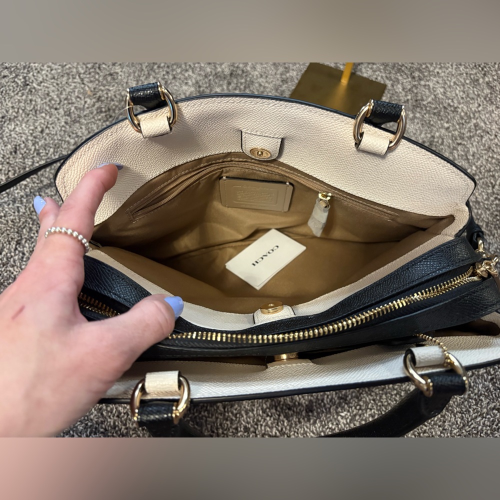 COACH LILLIE CARRYALL IN COLORBLOCK - Picture 8 of 13